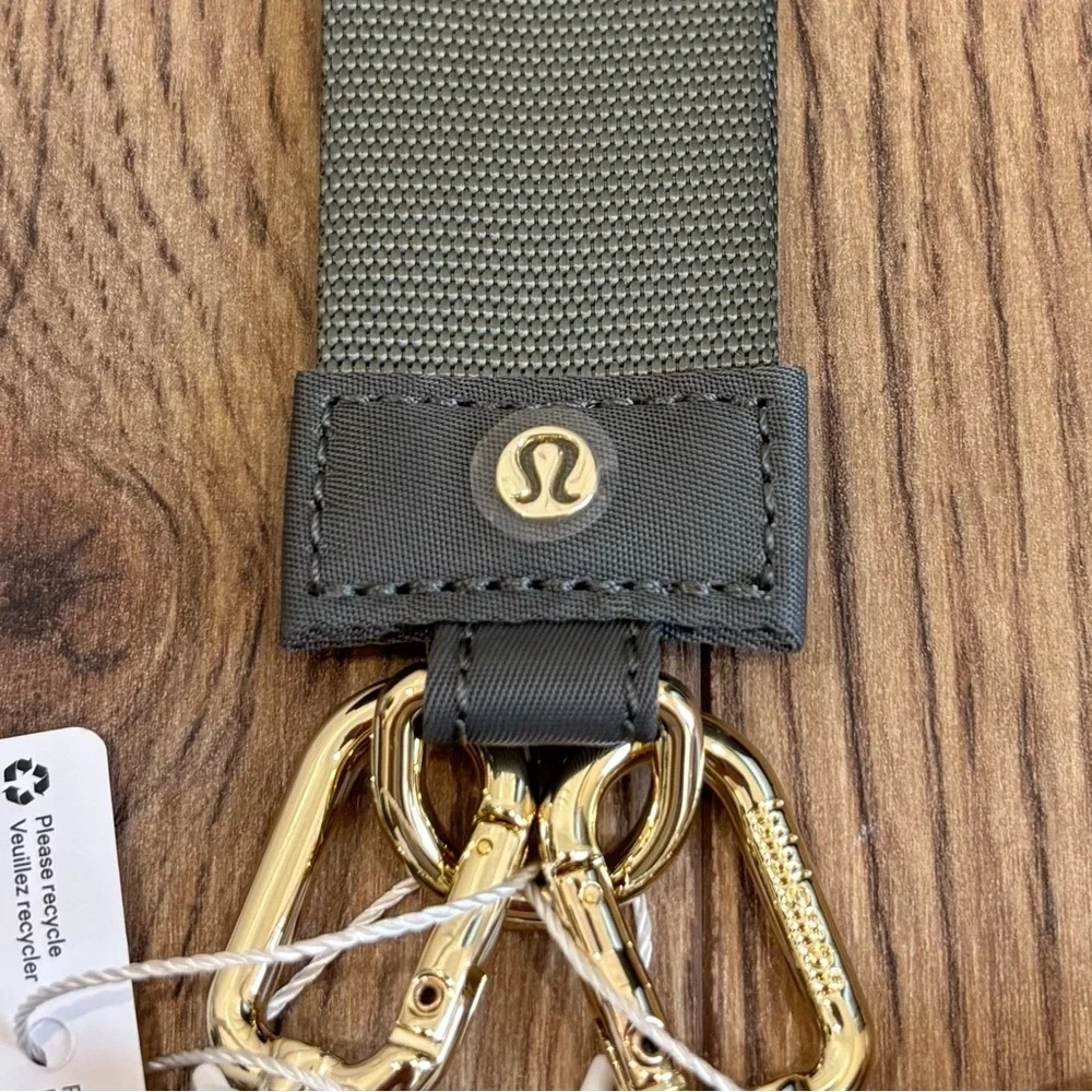 NWT Lululemon Dual Pouch Wristlet In Grey Sage/Light Ivory/Gold